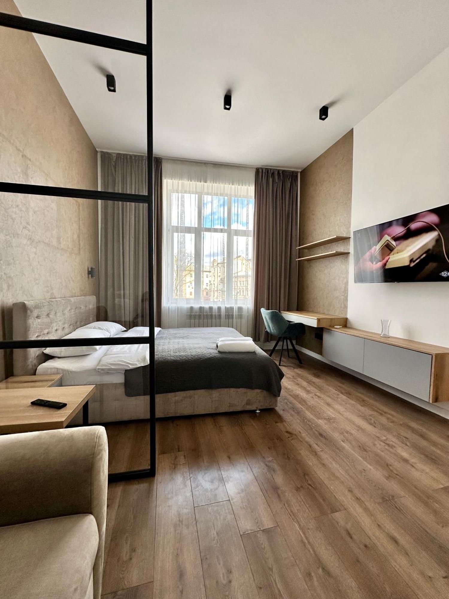 Romantic Apartments - In The Center Of Lviv , King-Size Bed 외부 사진