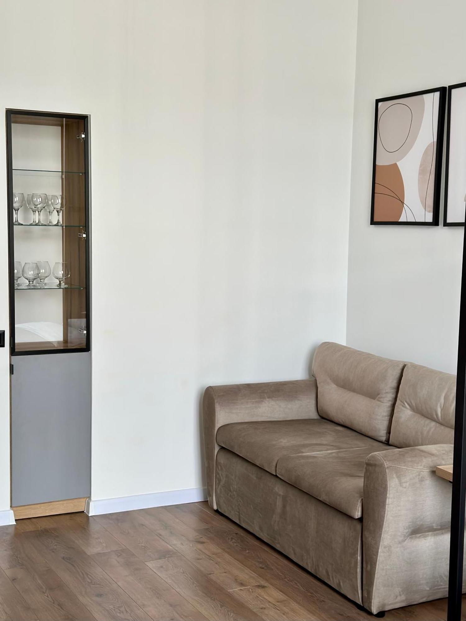 Romantic Apartments - In The Center Of Lviv , King-Size Bed 외부 사진