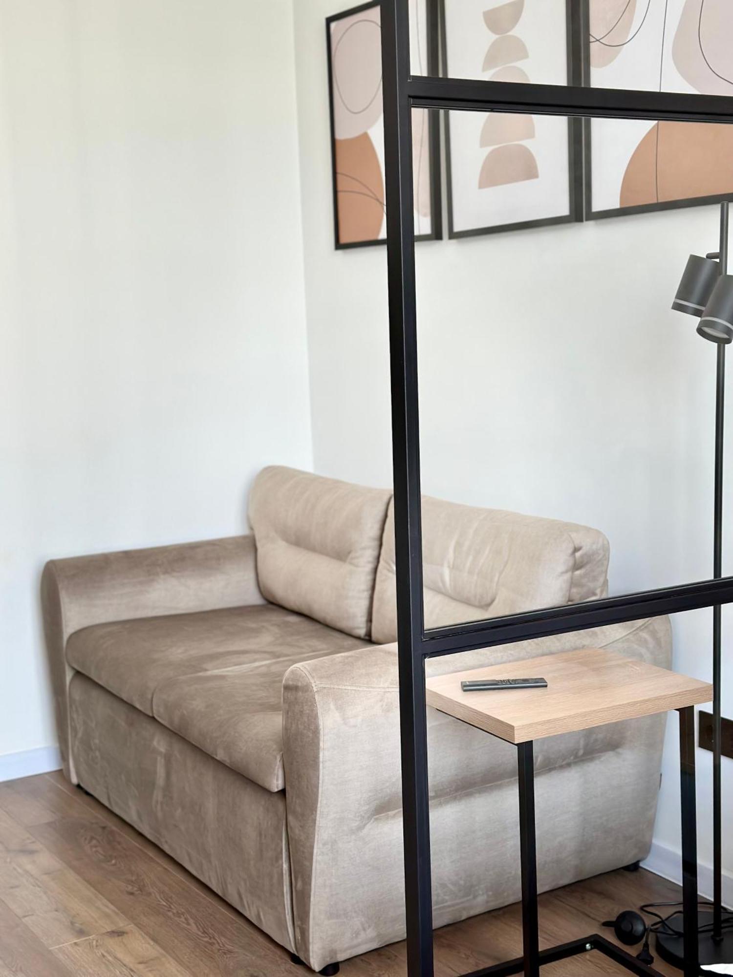 Romantic Apartments - In The Center Of Lviv , King-Size Bed 외부 사진