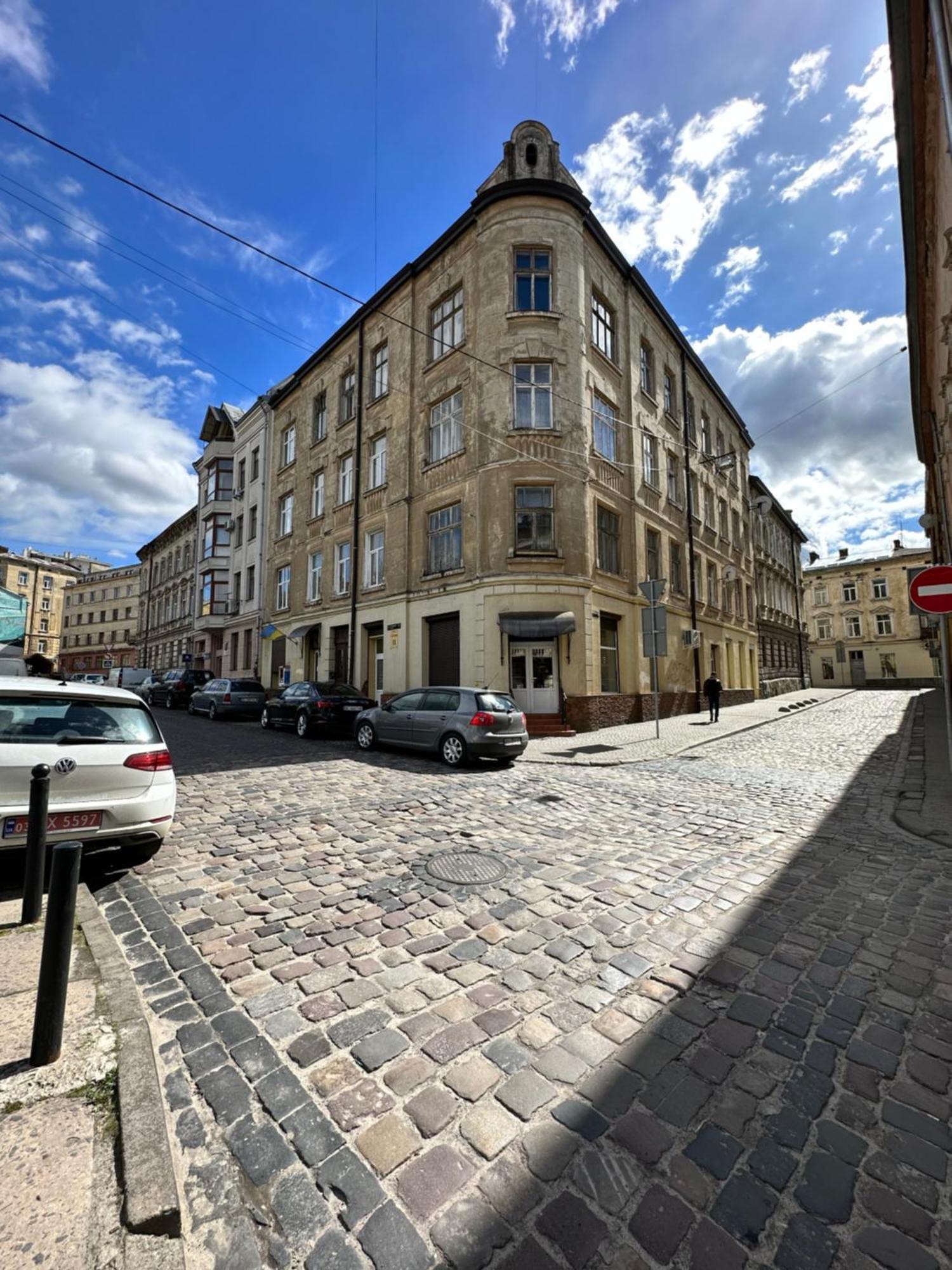 Romantic Apartments - In The Center Of Lviv , King-Size Bed 외부 사진